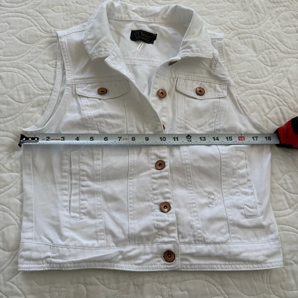 Ci Sono White Distressed Cotton Denim Jean Vest Button Details Women’s Large EUC - Picture 9 of 13